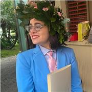 Con laurea in DAVIMUS impartisco lezioni private sulla Storia del Teatro e Drammaturgia